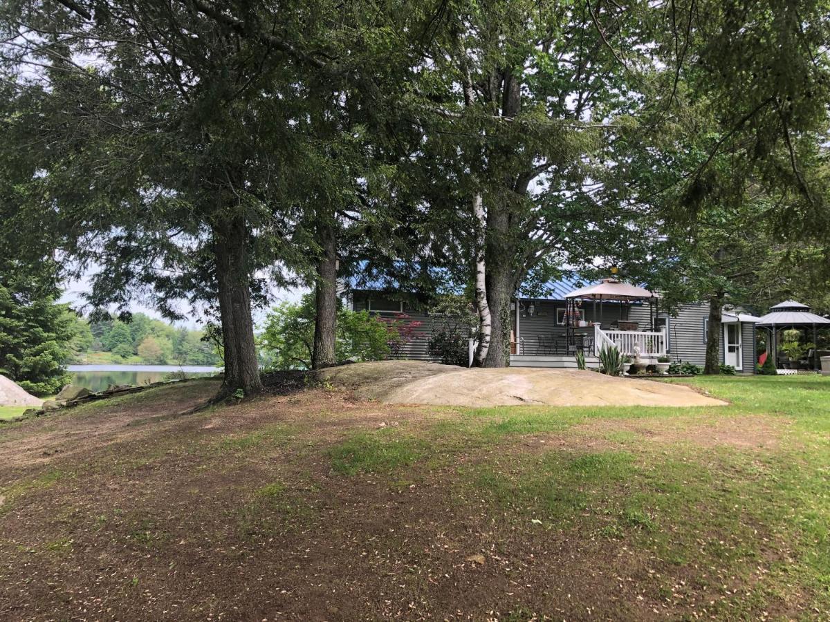 Welcome To The Lake Northwood Exterior photo